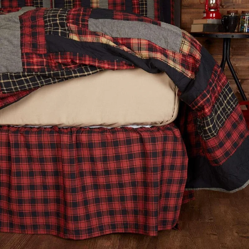 Checkered bed skirts for a classic patternCumberland Bed Skirts Chili Pepper, Caviar VHC Brands Checkered bed skirts for a classic patternCumberland Bed Skirts Chili Pepper, Caviar VHC Brands