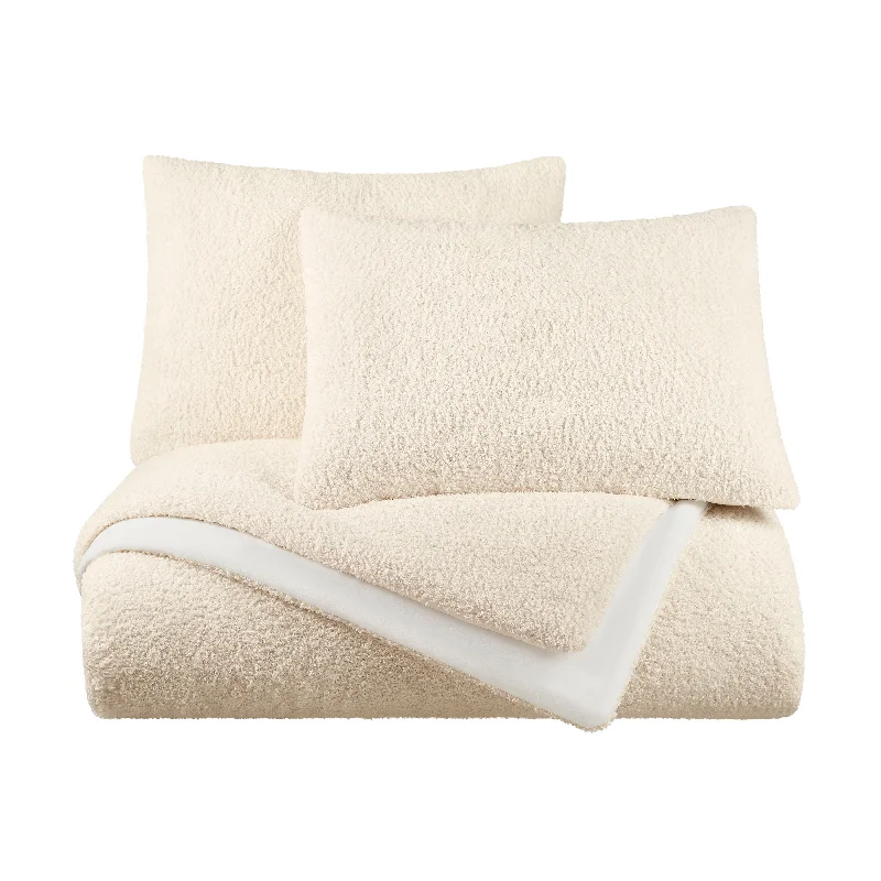 Down - filled comforters for supreme warmth and lightnessVellux Cloud Comforter Set Down - filled comforters for supreme warmth and lightnessVellux Cloud Comforter Set