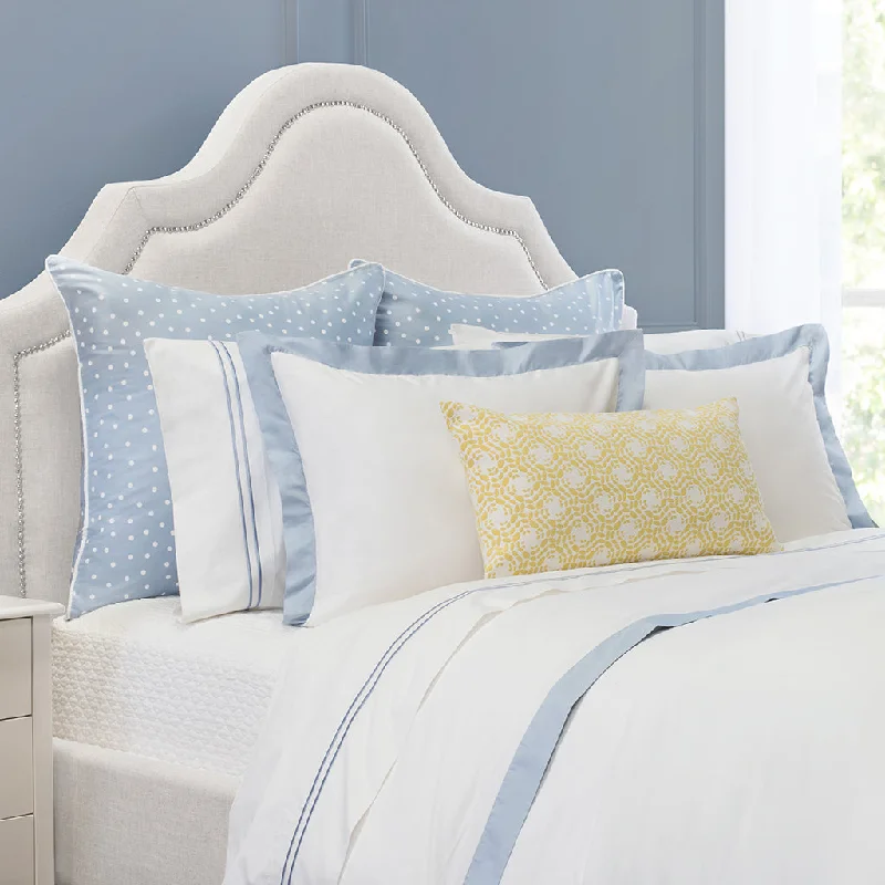 Mid - priced duvet covers with a good balance of quality and costFrench Blue Linden Border Duvet Cover