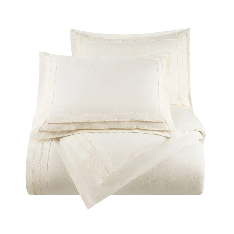 Down - filled comforters for supreme warmth and lightnessSouthern Tide Bellweather Comforter Set Down - filled comforters for supreme warmth and lightnessSouthern Tide Bellweather Comforter Set