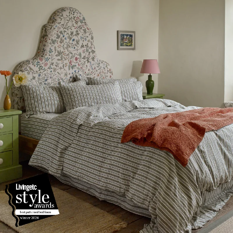 Snap - closure duvet covers for a quick and convenient way to open and closeThyme Somerley Stripe Linen Blend Duvet Cover Snap - closure duvet covers for a quick and convenient way to open and closeThyme Somerley Stripe Linen Blend Duvet Cover