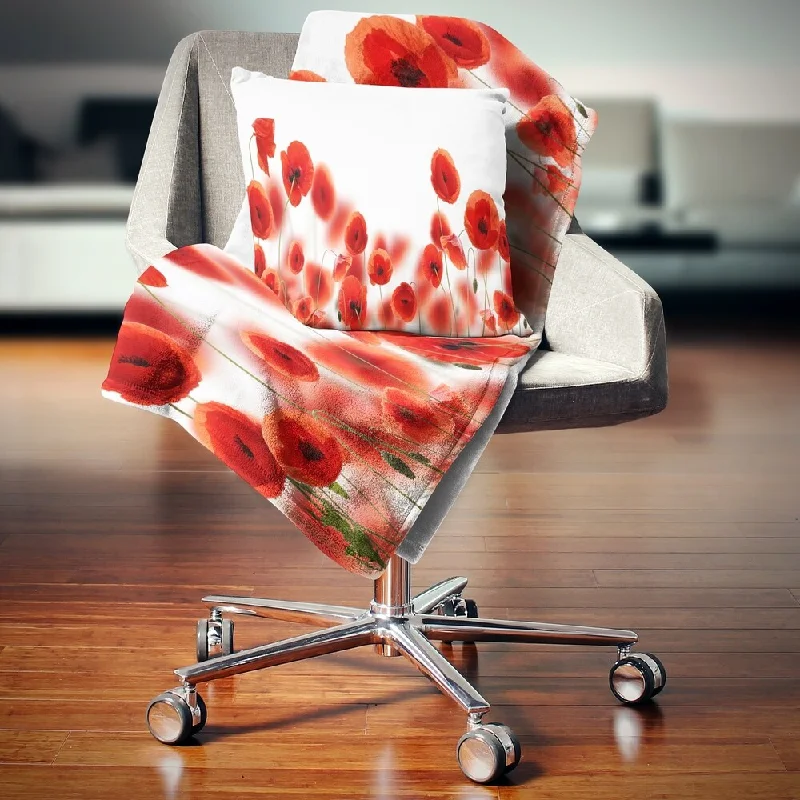Mohair blankets with a unique sheen and softnessDesignart 'Lovely Poppy Flowers on White' Floral Throw Blanket Mohair blankets with a unique sheen and softnessDesignart 'Lovely Poppy Flowers on White' Floral Throw Blanket