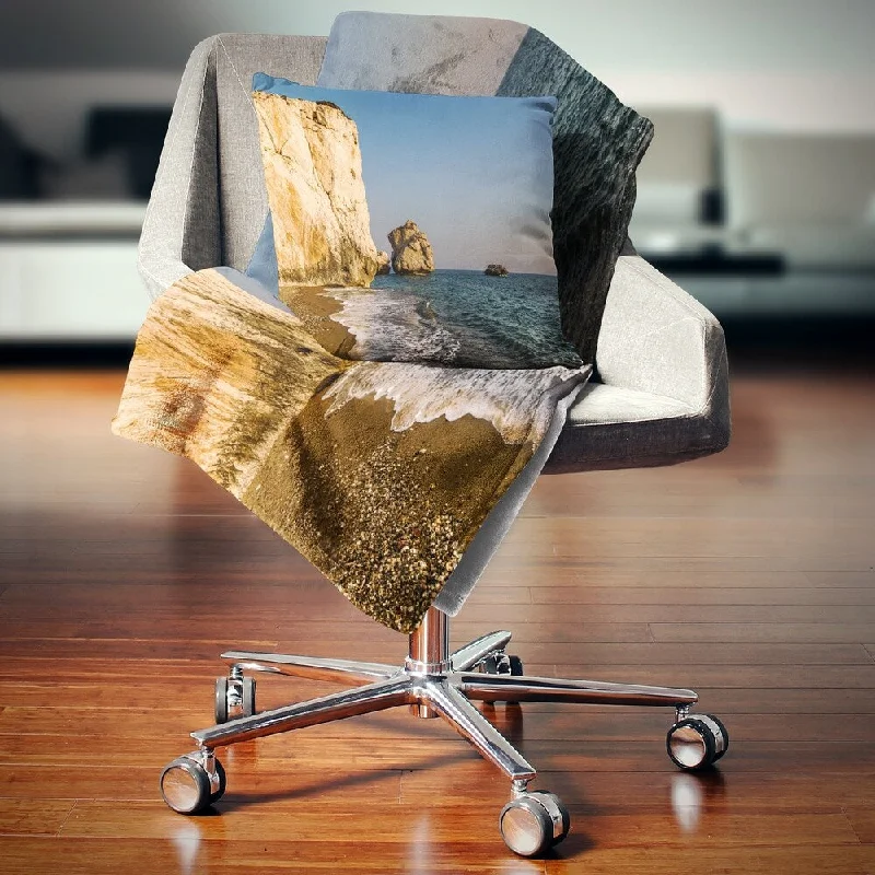 Synthetic fiber blend blankets for a budget - friendly choiceDesignart 'Petra tou Romiou or Aphrodite s Rock' Seashore Throw Blanket Synthetic fiber blend blankets for a budget - friendly choiceDesignart 'Petra tou Romiou or Aphrodite s Rock' Seashore Throw Blanket
