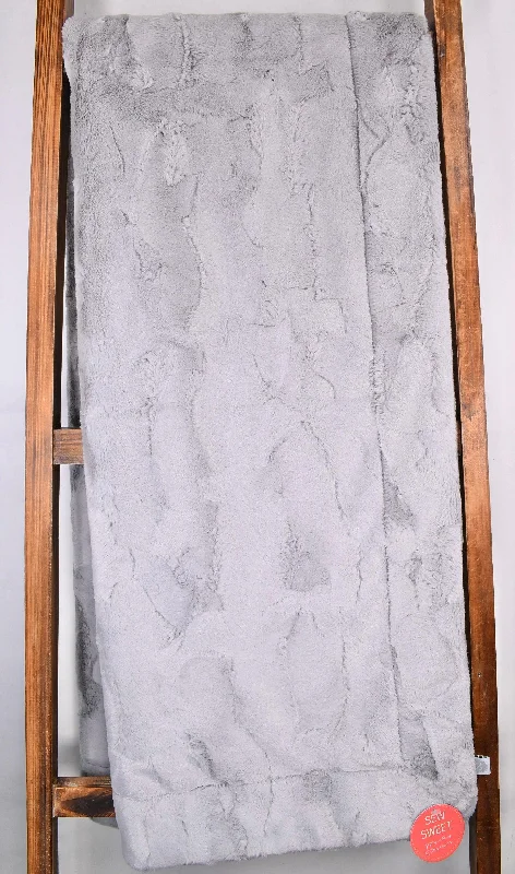 Cotton blankets for breathability and a lightweight feelHide Silver - OMG Nicole