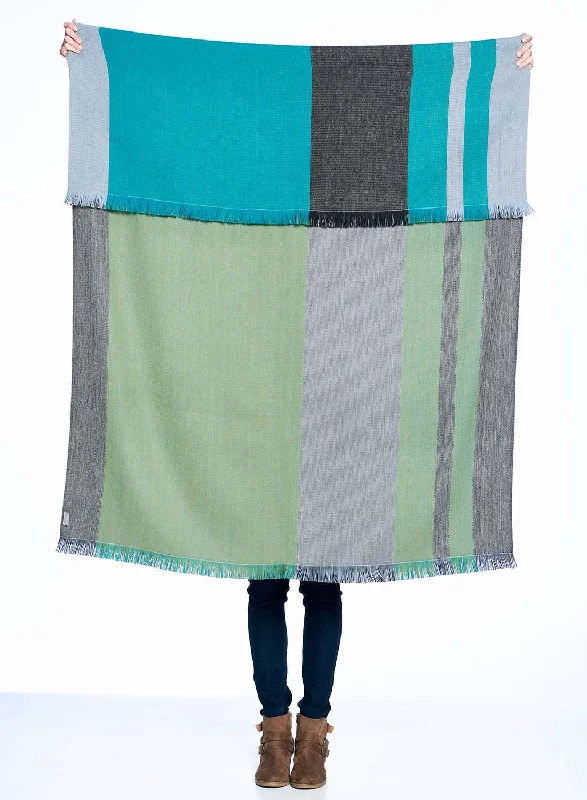 Microfiber blankets that are durable and easy to care forAlpaca Throw Blanket Reversible - Weeping Willow Microfiber blankets that are durable and easy to care forAlpaca Throw Blanket Reversible - Weeping Willow