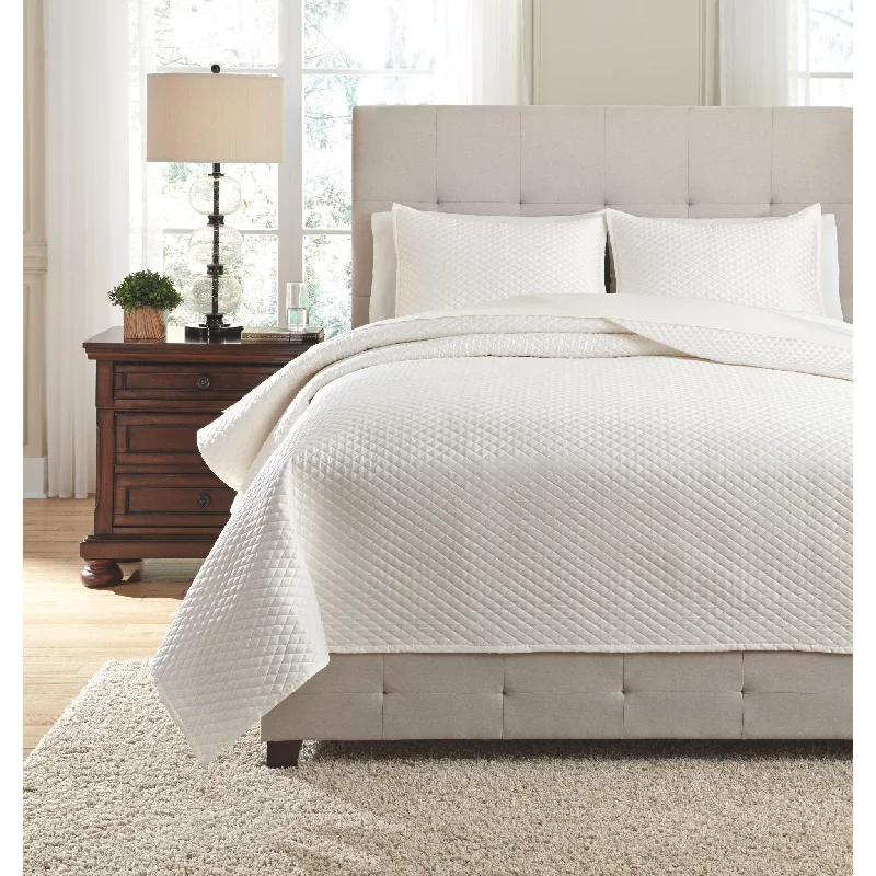 Innerspring mattresses with coil counts for supportDietrick Queen Quilt Set - Queen Innerspring mattresses with coil counts for supportDietrick Queen Quilt Set - Queen
